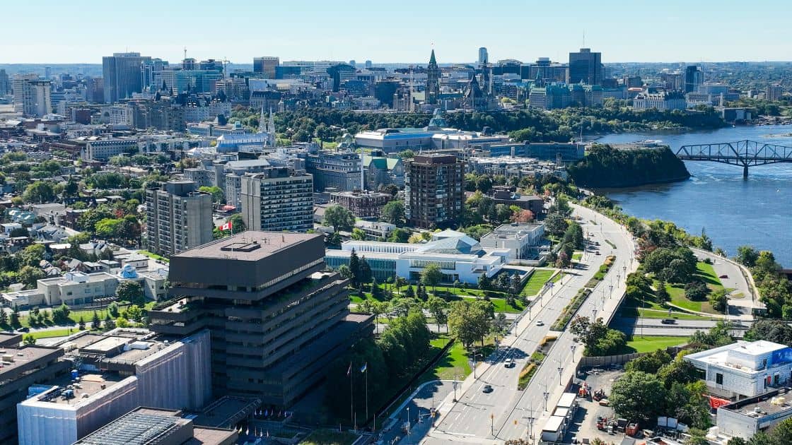 The allure of Ottawa emanates from its profound historical background, breathtaking landscapes, and lively and dynamic community.